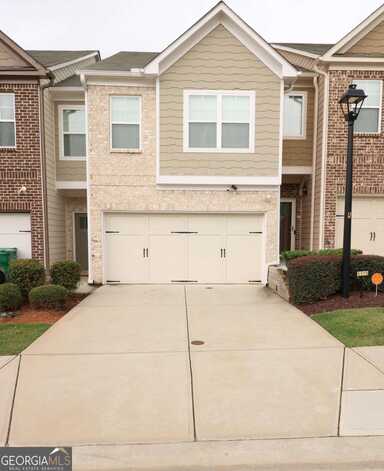 5317 Bentayga Dr, Lithonia, GA 30058