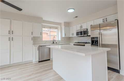 8379 Drop Camp Street, Las Vegas, NV 89123