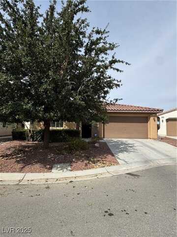 4240 S Gressa Street, Pahrump, NV 89061