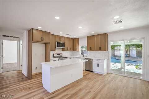 158 Palisade Avenue, Las Vegas, NV 89110