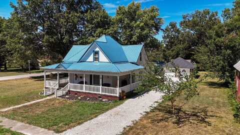 418 Wells St Street, Greenfield, MO 65661