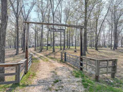 23805 Farm Road 1247, Golden, MO 65658