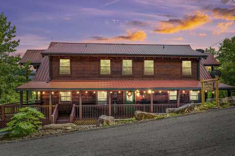 725 Big Bear Ridge Road, Gatlinburg, TN 37738