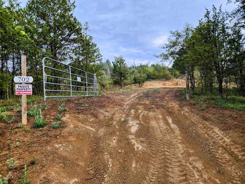 702 Driftwood Circle, Sevierville, TN 37876