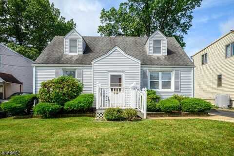 727 Ercama St, Linden, NJ 07036