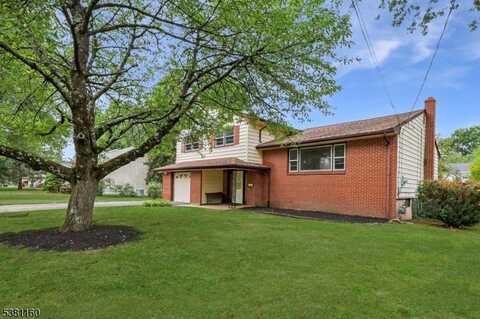 125 Marmora Rd, Whippany, NJ 07054