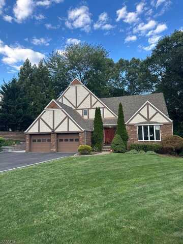 242 Juniper Way, Mountainside, NJ 07092