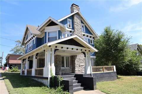 3901 Manheim Road, Kansas City, MO 64110