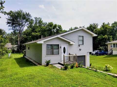 2403 NE Vivion Road, Kansas City, MO 64118