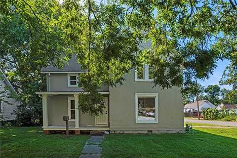 1100 S Independence Street, Harrisonville, MO 64701