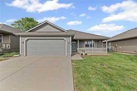 526 S Saturn Drive, Raymore, MO 64083