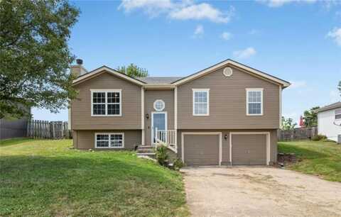 1911 Chestnut Drive, Pleasant Hill, MO 64080