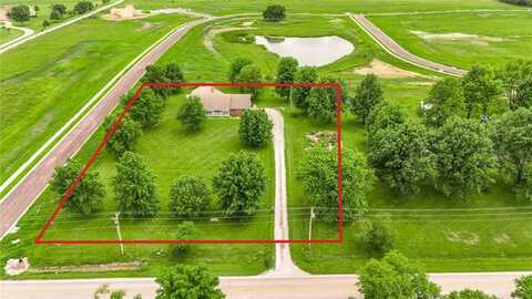 315 E High Street, Baldwin City, KS 66006