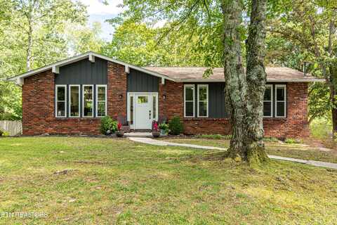 10604 Alameda Drive, Knoxville, TN 37932
