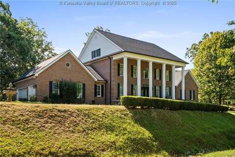 225 Brooke Lane, Nitro, WV 25143