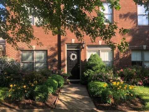 1009 Star Shoot Parkway, Lexington, KY 40509