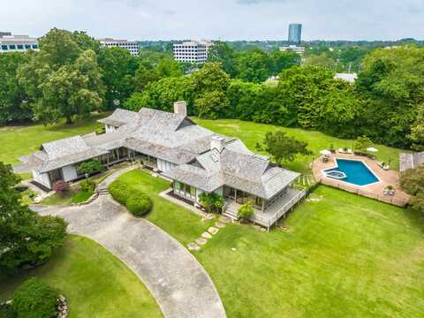 909 S SHADY GROVE, Memphis, TN 38120