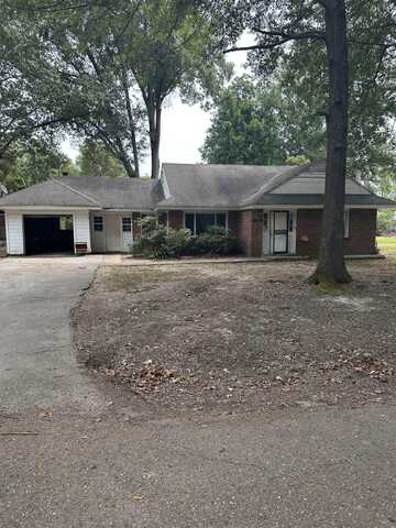 7754 SHAMROCK, Millington, TN 38053