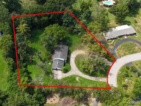 11758 Westham Drive, Town and Country, MO 63131