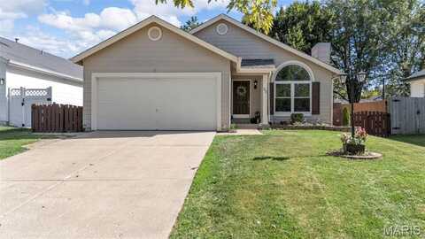 13 Kingspointe Drive, Saint Peters, MO 63376