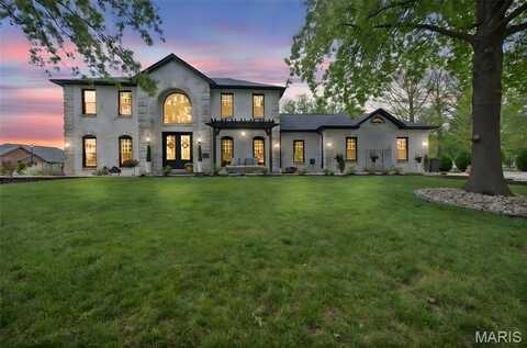 1 E Pawnee Court, Columbia, IL 62236
