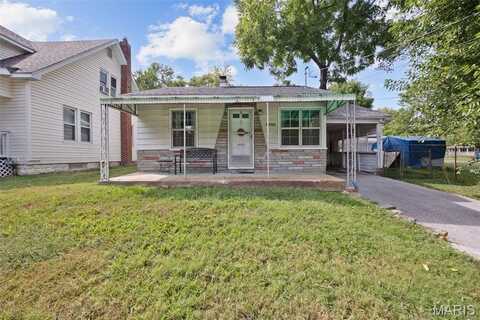 3675 High Drive, Saint Ann, MO 63074