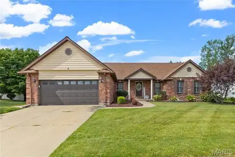 8 Boenker Court, Saint Charles, MO 63301
