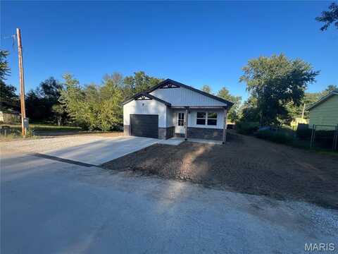 614 Bryan Avenue, Paris, MO 65275
