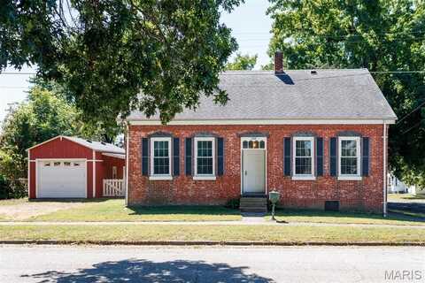 302 E Dee Street, Lebanon, IL 62254