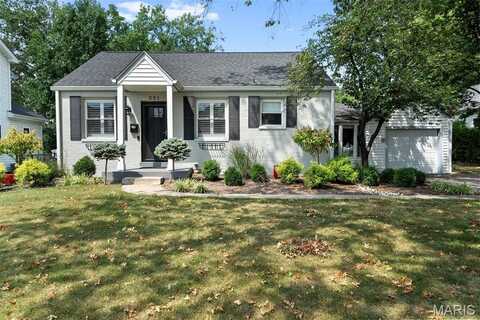 351 Par Lane, Kirkwood, MO 63122