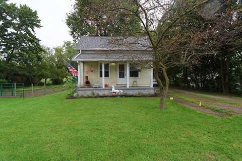 444 County Line Road, Crestline, OH 44827