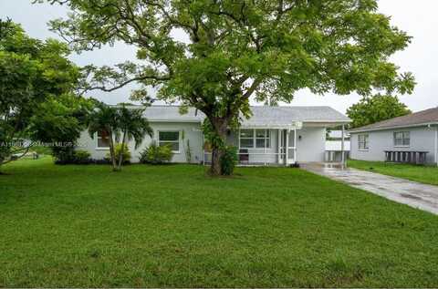 121 east 3rd street, Lehigh Acres, FL 33936