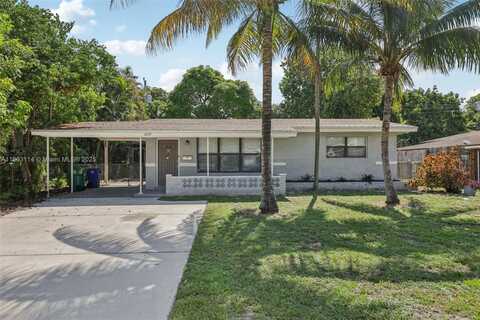 2649 Pine Tree Dr, Miramar, FL 33023