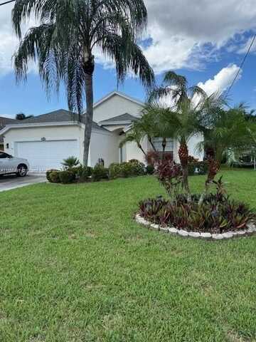 6069 Mullin St, Jupiter, FL 33458