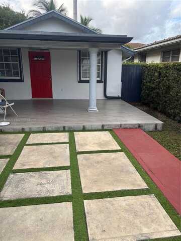 3019 SW 25th St, Miami, FL 33133