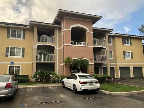 6529 Emerald Dunes Dr, West Palm Beach, FL 33411