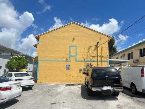 1613 NW 16th St, Miami, FL 33125
