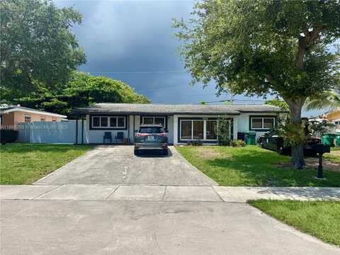 9635 Haitian Dr, Cutler Bay, FL 33189