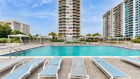 18011 Biscayne Blvd, Aventura, FL 33160