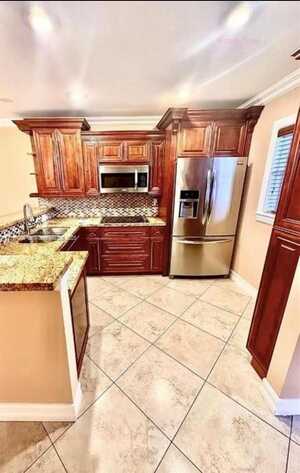 19851 SW 114th Ave, Miami, FL 33157