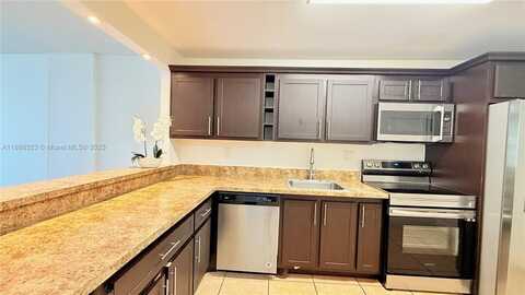 1465 NE 123rd St, North Miami, FL 33161