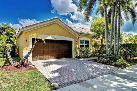 4362 Foxtail Ln, Weston, FL 33331