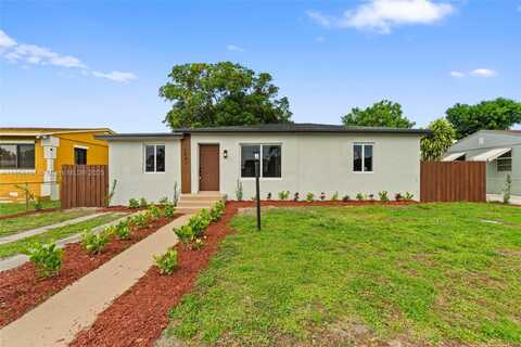 2941 NW 69th Ter, Miami, FL 33147