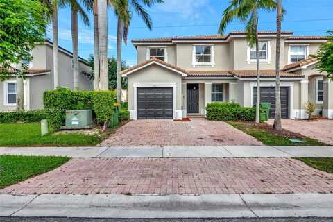 964 NE 41st Pl, Homestead, FL 33033