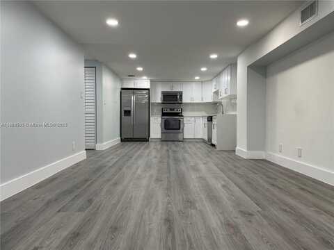4725 SW 62nd Ave, Davie, FL 33314