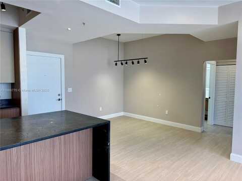 2775 NE 187th St, Aventura, FL 33180