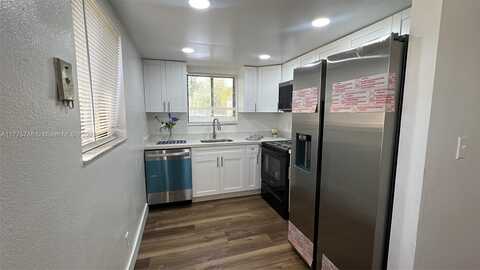 1045 S Flagler Ave, Pompano Beach, FL 33060