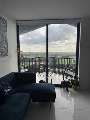 5252 NW 85th Ave, Doral, FL 33166