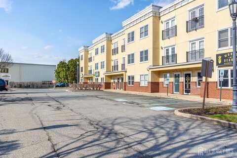 160 Durham Avenue, Metuchen, NJ 08840