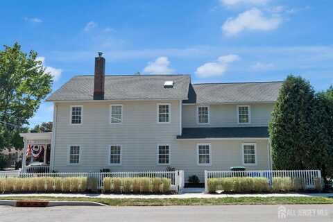 83 N Main Street, Cranbury, NJ 08512